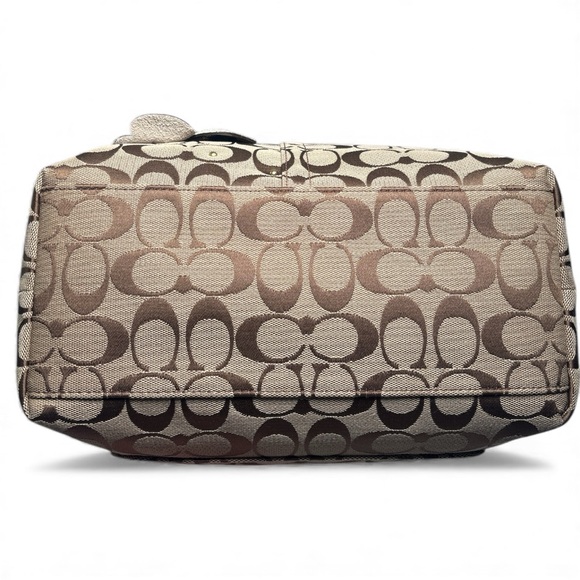 Coach Brown Floral Appliqué Tote Bag Like new! 2010 - Picture 8 of 9